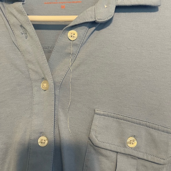 Vineyard Vines 3/4 button down - Picture 3 of 5